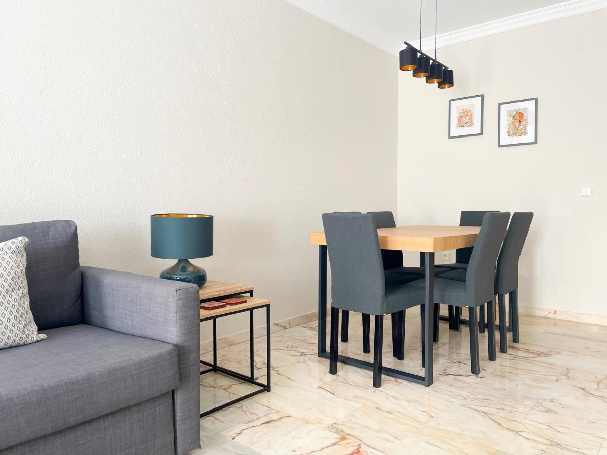 Holidays2Malaga Tomas De Echeverria 150 Mts To Beach & High Speed Wifi & Parking Apartment Exterior foto
