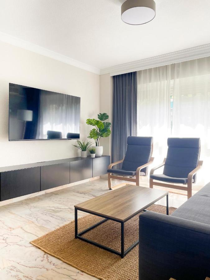 Holidays2Malaga Tomas De Echeverria 150 Mts To Beach & High Speed Wifi & Parking Apartment Exterior foto