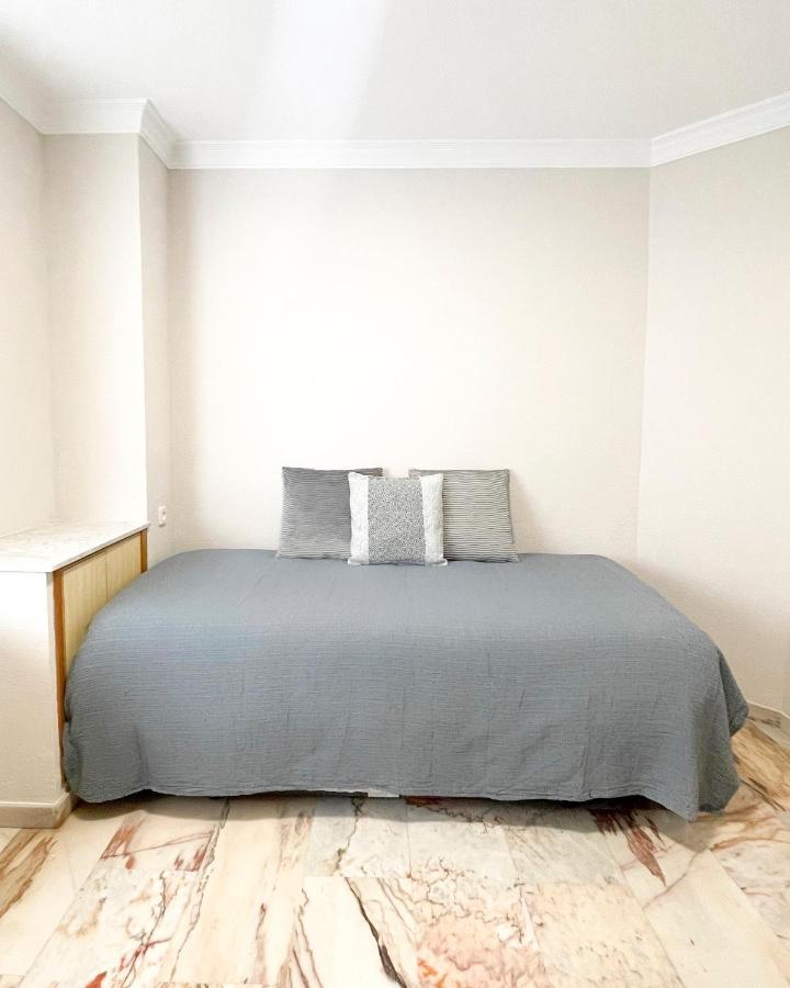 Holidays2Malaga Tomas De Echeverria 150 Mts To Beach & High Speed Wifi & Parking Apartment Exterior foto