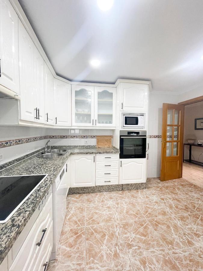 Holidays2Malaga Tomas De Echeverria 150 Mts To Beach & High Speed Wifi & Parking Apartment Exterior foto