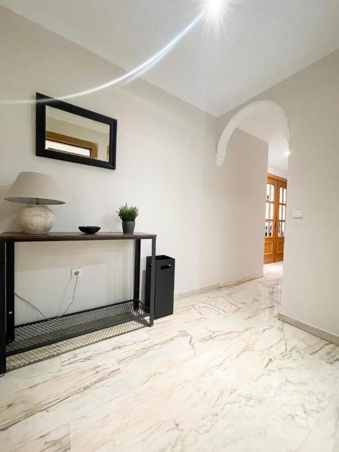 Holidays2Malaga Tomas De Echeverria 150 Mts To Beach & High Speed Wifi & Parking Apartment Exterior foto